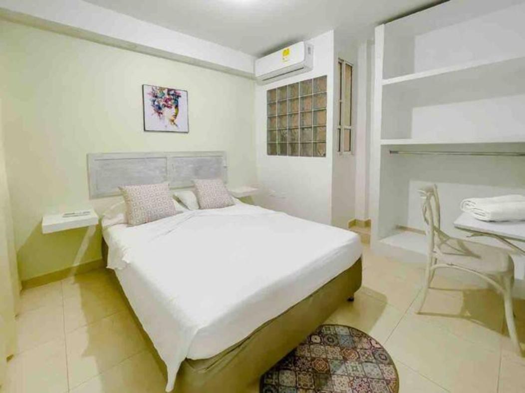 Bayhouse Apartment
